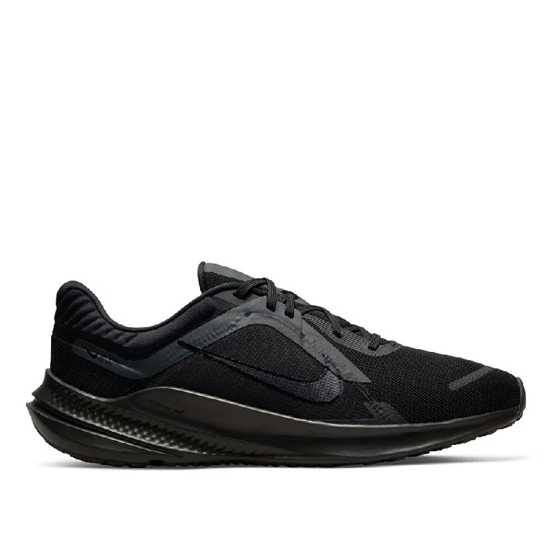 Ultra-Breathable Sneakers Nike Men's Quest 5 Road Running Shoes