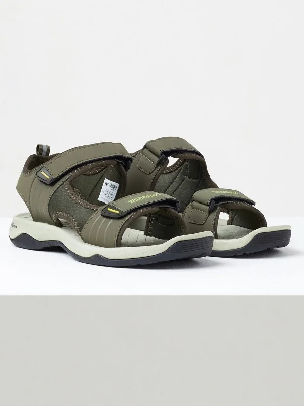 Elegant Casual Shoes Wildcraft Men Swish Hiking Casual Sandal