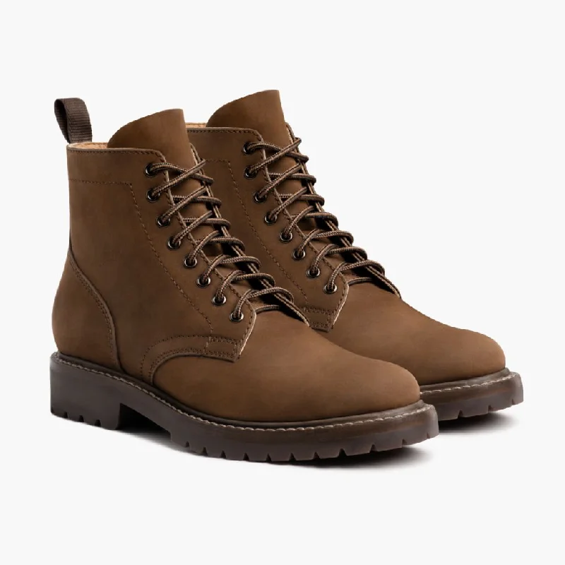 Sleek Athletic Sneakers Hero | Tan Matte