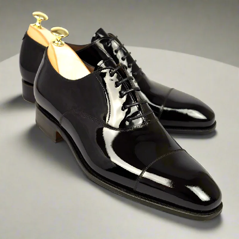 Breathable Running Shoes Elliot Black Patent Toecap Oxford