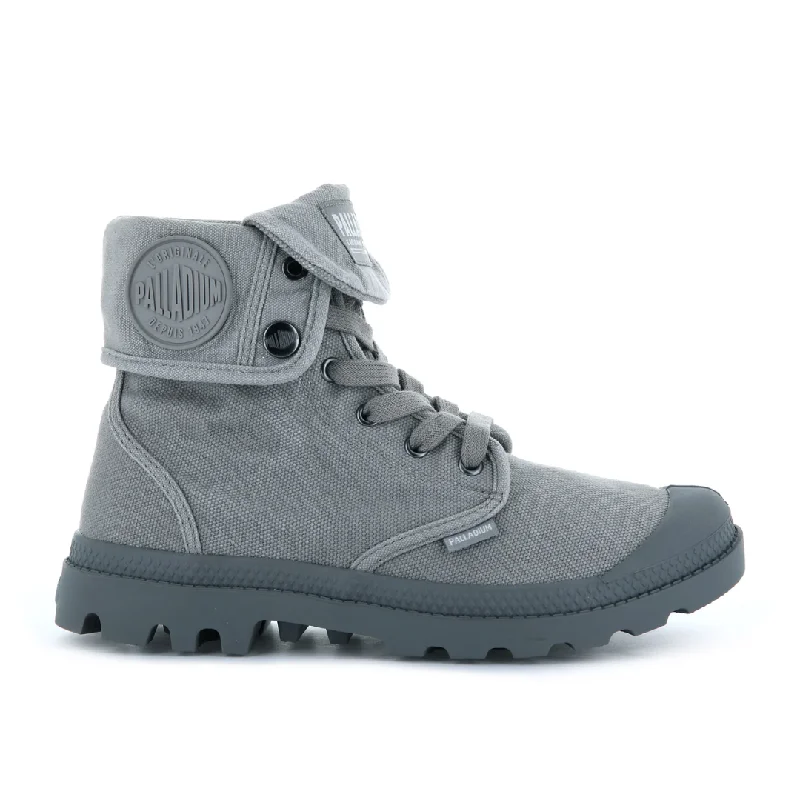 Simple Loafers Baggy Canvas Boot in Titanium from Palladium