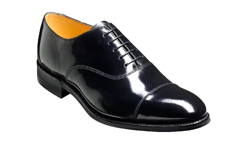 Street Running Shoes Cheltenham - Black Hi-Shine