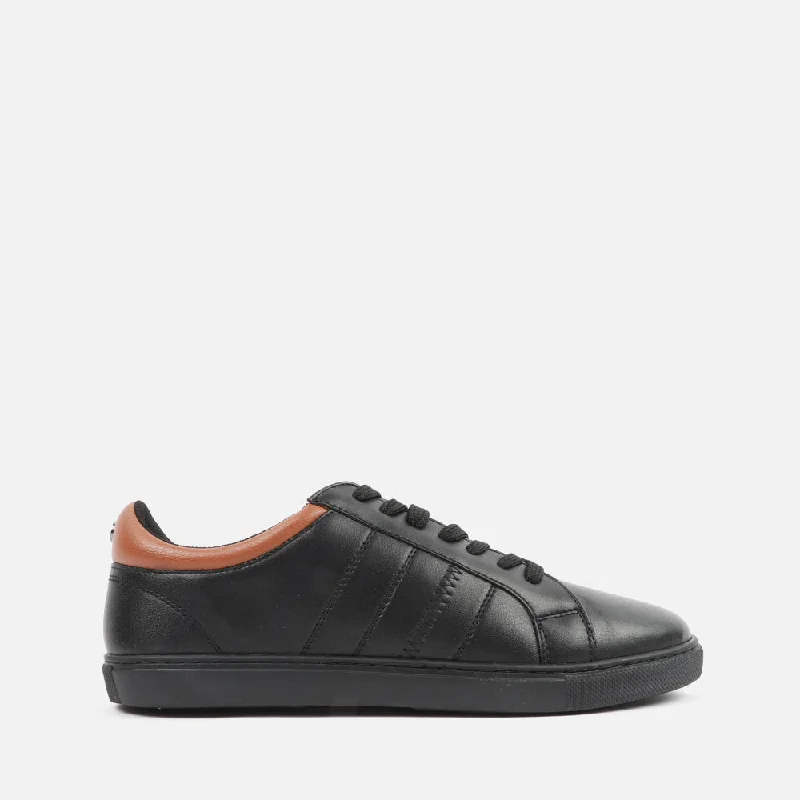 Waterproof Sneakers Men Casual Lace Up