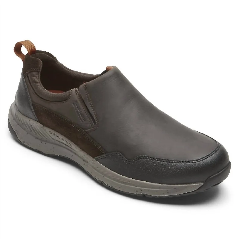 Lightweight Everyday Shoes Men's Total Motion Trail Waterproof Slip-On Shoes In Brown