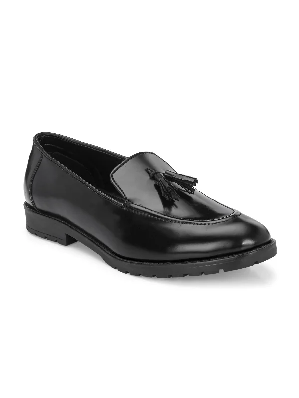Slip-On Sneakers CARLO ROMANO BY WASAN VEGAN LEATHER PATENT BLACK COLOUR SLIP-ON MOCCASIN FOR MEN Slip-On Sneakers CARLO ROMANO BY WASAN VEGAN LEATHER PATENT BLACK COLOUR SLIP-ON MOCCASIN FOR MEN