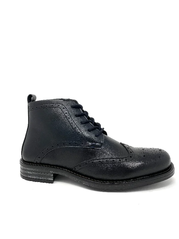Plush Walking Shoes Armando Boot in Black from Novacas