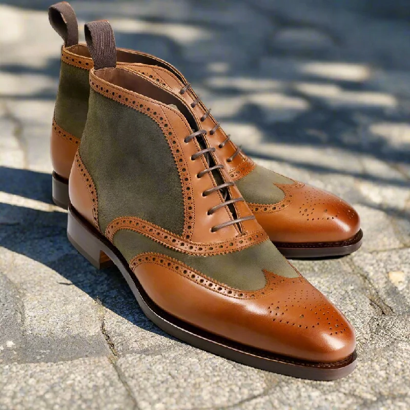 Flexible Sole Sneakers Scott Tan & Lush Green Chukka Boot