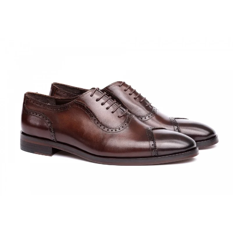 Ultra-Breathable Sneakers The El Toro Shoes